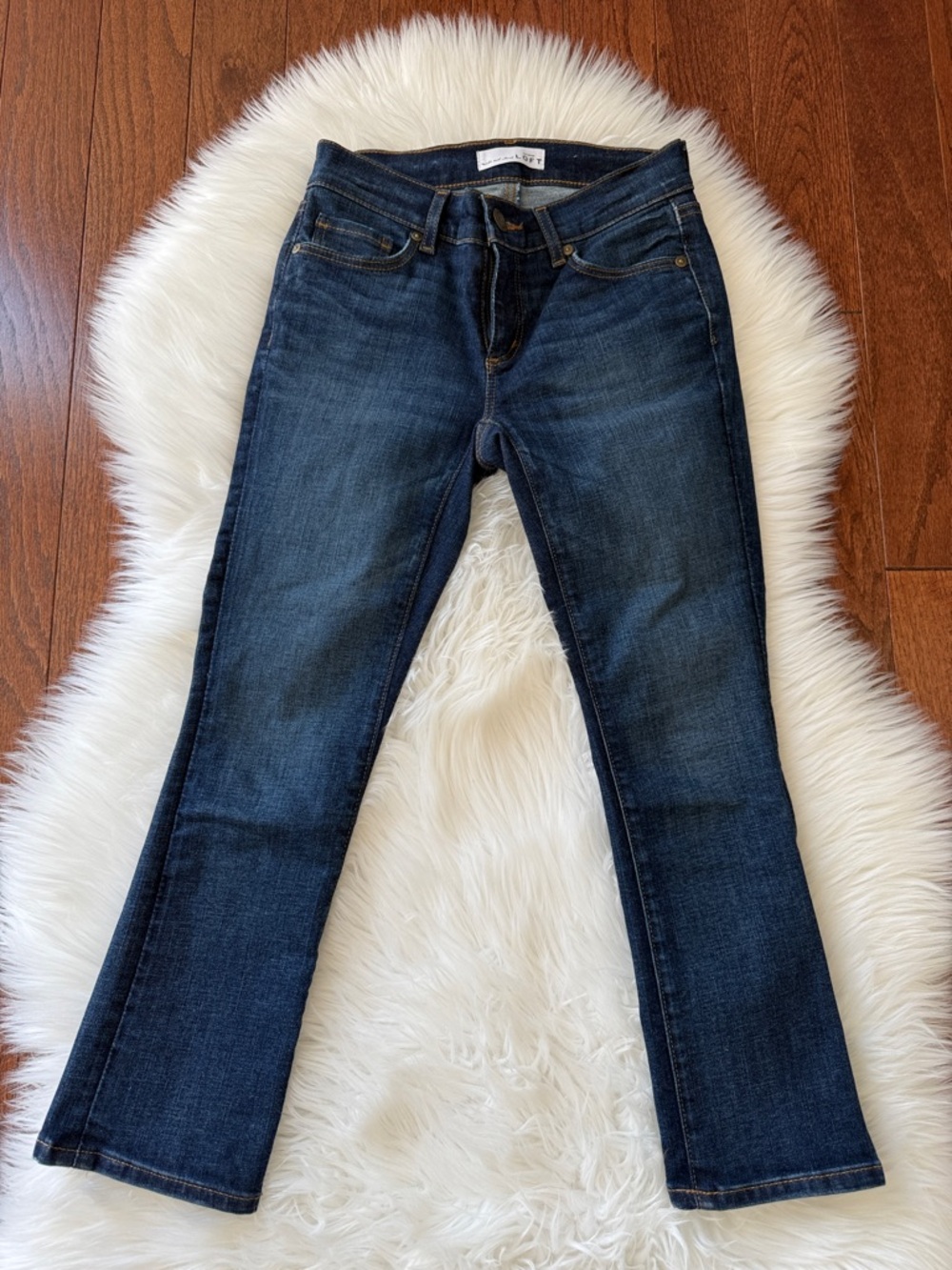 LOFT Dark Wash Women's Kick Crop Denim EUC